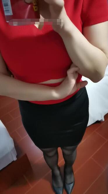 [主播探花] 2021-04-18 硬上性感女邻居