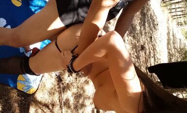 女：不要，射嘴里，舔舔我的屄，一定要射嘴里，啊啊啊啊啊爽，舔舔我，我要喷水 男：射了再来一次，爽吗舒服吗！