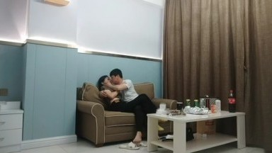 【爱情故事】良家颜值巅峰，28岁白领丽人，一桌啤酒喝完，激情开战 04