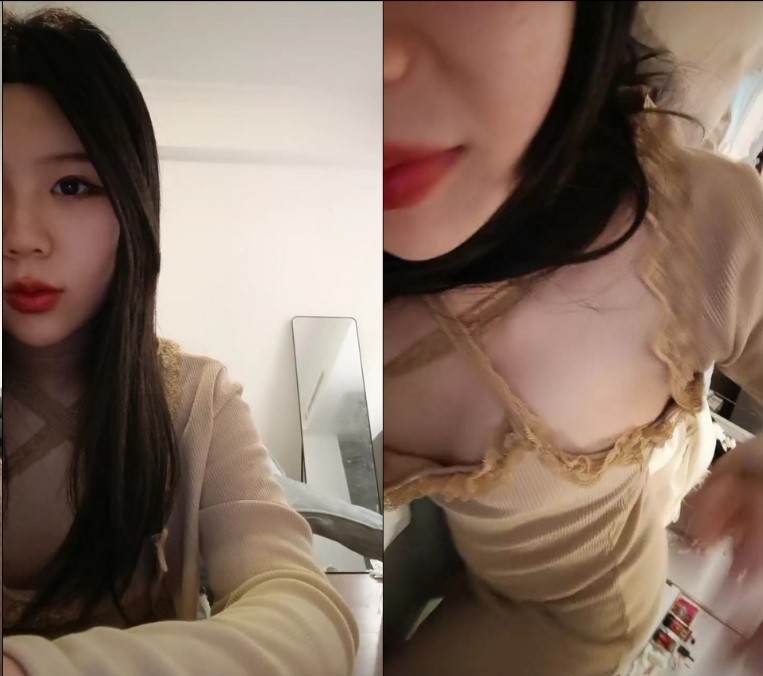 烈焰红唇网红小姐姐！躺在床上寂寞秀一段！撩起裙子掰穴，从下往上视角，双指插入猛扣