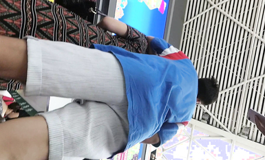 超高質量機場地鐵抄底5 驚現極品無內長腿美女 是方便借機小哥啪啪嗎 高清超高質量機場地鐵抄底 (10)