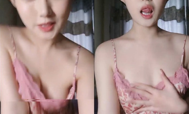 最近下海的漂亮妹子越来越多了，，，~【想要爸爸抱】高颜值嫩妹 道具口活特写扒穴自慰 (1)