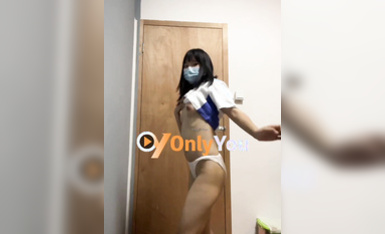 青春無敵 抖音風極品網紅嫩妹高價定製裸舞、變裝、紫薇等反差超大合集~美女如雲~有大膽露臉的 (228)