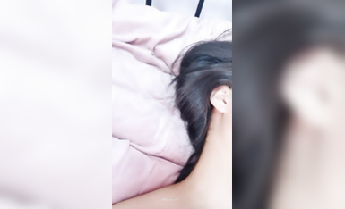 甄漂亮 學妹勾引保安大爺野戰 多場合集 (16)