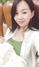 極品孕婦孕期精彩瞬間2023版 噴射+餵奶+擠奶+啪啪+最強甄選 放縱內射 完美露臉 (73)