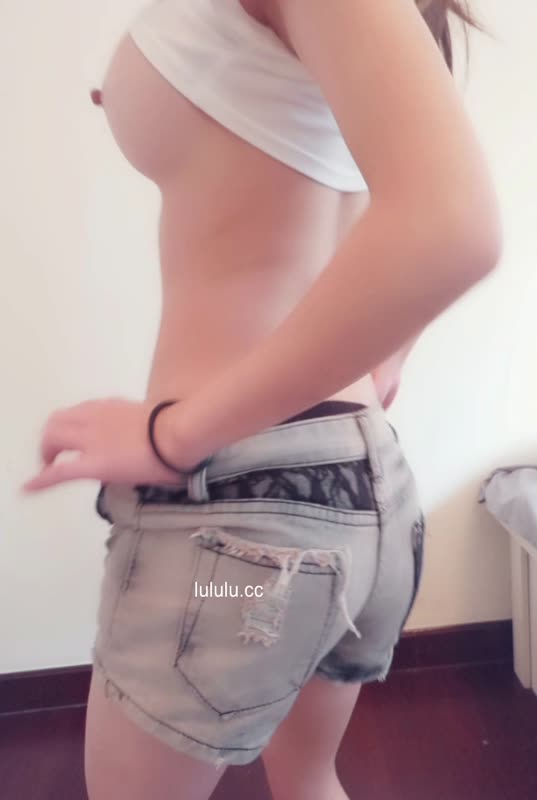 麻酥酥哟 - 牛仔短裤热舞[1V]