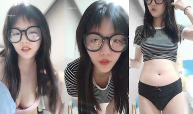 眼鏡清純嫩妹 小小新人一枚 (1)