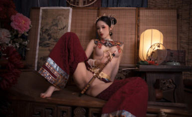 超爆款推特女神『钛合金TiTi』最新内部私拍_极品玉妃旗袍_爆乳近景_露点露脸(1)