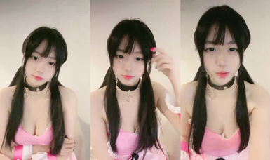 核彈！G奶校花20小時大合集【菠蘿果果】某一天忘帶口罩了，臉點同框，雪白的肌膚，翹臀撅起那刻頓時讓人一硬，屌炸了！ (11)