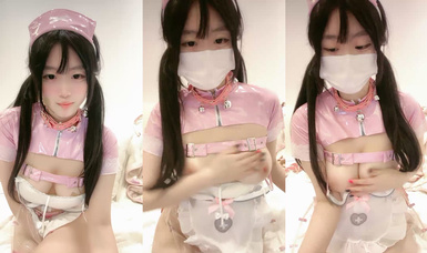 極品尤物美少女【菠蘿果醬】外表文靜清純！性感情趣裝雙馬尾，白嫩美乳粉嫩小穴，M腿自摸揉搓，極度誘惑