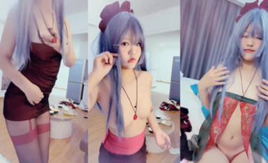 武漢18歲【少蘿沒人愛】騷舞拳交~刮毛囚籠~多道具自慰！ (2)