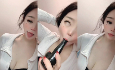 太美啦！尤物女神【飯困】極品翹臀 頂級身材 擼管伴侶~ (1)