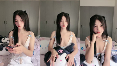 小米粥粥_超可愛小蘿莉大學畢業黃播，大肉棒抽插小穴 (1)