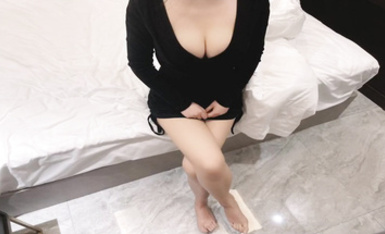 極品美乳人妻『kyara_sss』奶子又大胸型又好看，還特么巨騷，被操的時候喜歡說淫語，巨頂！美乳豐臀超反差④ (2)