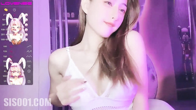 【Stripchat】「啊~太舒服了」國產黑絲尤物混血妖精「Actress」騷貨玩跳蛋模仿舌頭舔雞巴