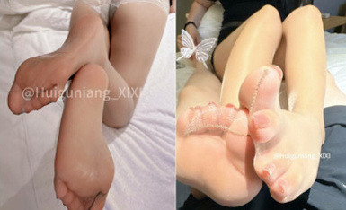 推特優雅女S絲足榨汁姬女神『兮兮』腳底和腳趾高強度的在你騷雞上下搓動 完美足弓下的黑絲套雞全都噴涌在腳底了 (2)