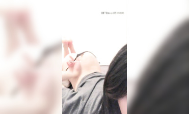 極品翹臀主播inmodavco(澤拉斯,麥麥) 美乳女神直播合集 (28)