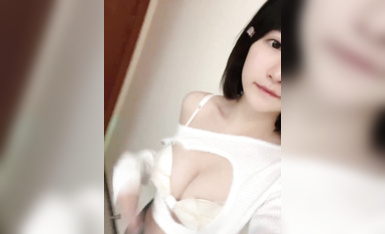 PUA大神網撩高顏值女神級露臉美女，遠程遙控脫衣自摸放尿 (6)