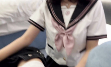 專玩年輕嫩妹子，PUA約啪大神【江南第一深情】超多JK制服小姐姐被調教玩弄，無套進入妹子嚶嚶淫叫 (10)