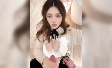 清纯美女口爆,这颜值,看着都受不了