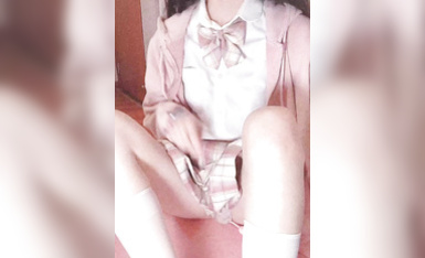 多汁白虎福利姬@瑤奈 尺度私拍視圖合集 (4)