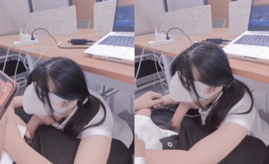 反差婊被粉絲在辦公室爆操口交內射   各種近距離高清拍攝抽插內射