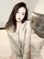 抖音極品長腿巨乳阿黑顏反差婊「AY的奇思妙想日記」約炮啪啪視頻流出，人前端莊，人後母狗，完美炮架子！2