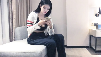 爆乳美女，很會玩，高顏值胸大腿細顏值高，超清性愛作品