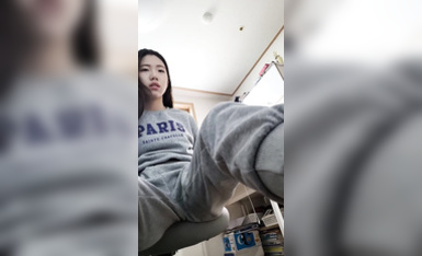 韓國大叔樓梯間口交的極樂世界：學生妹的亮口活，大叔的口交天堂，舌頭組成的交響曲 (6)